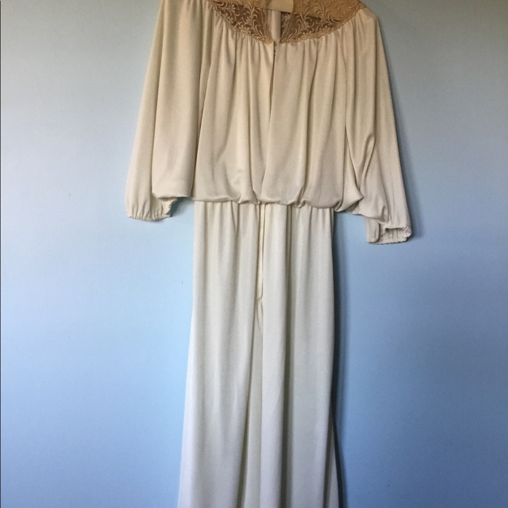 Vintage short ivory wedding dress sz 12 lace neck